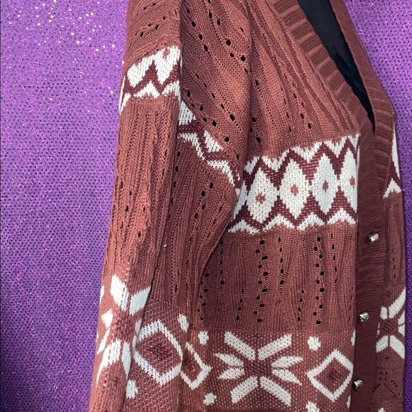BloomChic Patterned Cardigan - Picture 4 of 11